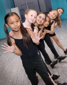 tap dancers together in class